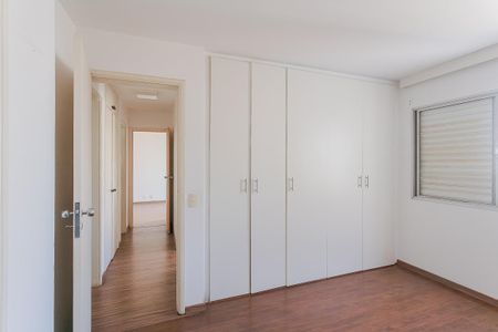 Apartamento à venda com 70m², 2 quartos e 1 vaga Apartamento à venda com 70m², 2 quartos e 1 vagaSuíte