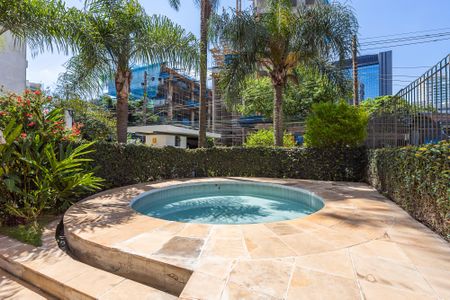 Apartamento à venda com 70m², 2 quartos e 1 vaga Apartamento à venda com 70m², 2 quartos e 1 vagaPiscina