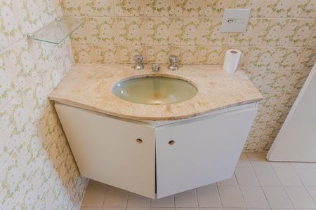 Apartamento à venda com 70m², 2 quartos e 1 vaga Apartamento à venda com 70m², 2 quartos e 1 vagaBanheiro da Suíte