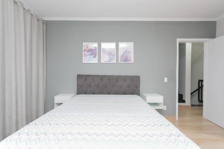 Casa à venda com 253m², 3 quartos e 4 vagas Casa à venda com 253m², 3 quartos e 4 vagasSuíte