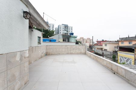 Casa à venda com 253m², 3 quartos e 4 vagas Casa à venda com 253m², 3 quartos e 4 vagasTerraço