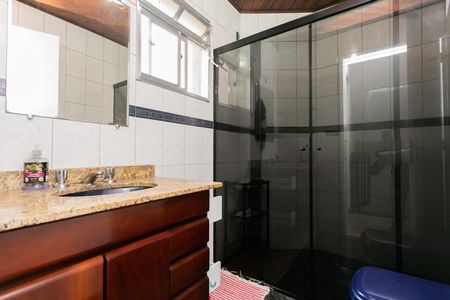 Casa à venda com 253m², 3 quartos e 4 vagas Casa à venda com 253m², 3 quartos e 4 vagasBanheiro 2