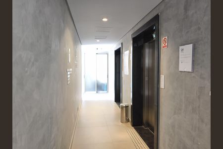 Studio para alugar com 24m², 1 quarto e sem vaga Studio para alugar com 24m², 1 quarto e sem vagaElevasdores