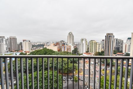 Studio para alugar com 24m², 1 quarto e sem vaga Studio para alugar com 24m², 1 quarto e sem vagaVaranda