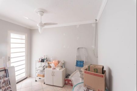 Casa para alugar com 90m², 2 quartos e 1 vaga Casa para alugar com 90m², 2 quartos e 1 vagaÁrea de Serviço