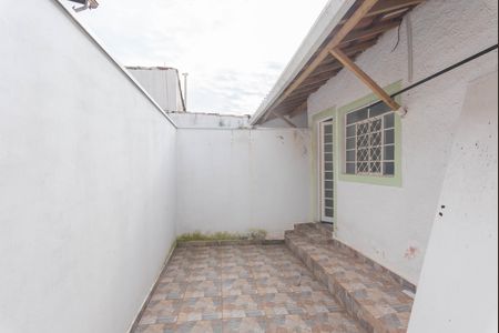 Casa para alugar com 90m², 2 quartos e 1 vaga Casa para alugar com 90m², 2 quartos e 1 vagaQuintal