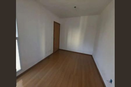 Quarto de apartamento à venda com 1 quarto, 45m² em Restinga, Porto Alegre