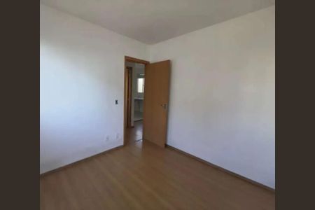 Quarto de apartamento à venda com 1 quarto, 45m² em Restinga, Porto Alegre
