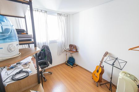 Apartamento à venda com 75m², 3 quartos e 2 vagasQuarto 3