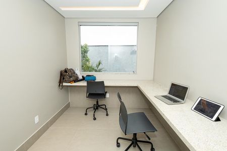 Apartamento à venda com 75m², 3 quartos e 2 vagasLazer condominio