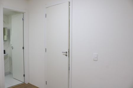 Quarto de apartamento para alugar com 1 quarto, 30m² em Parque Industrial Tomas Edson, São Paulo