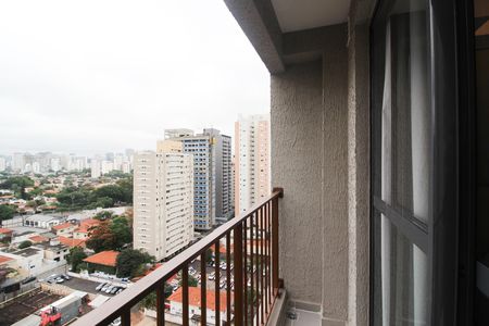 Varanda de kitnet/studio para alugar com 1 quarto, 25m² em Vila Olímpia, São Paulo