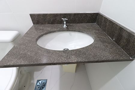 Apartamento para alugar com 60m², 2 quartos e 1 vagaBanheiro Social