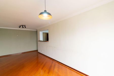 Apartamento à venda com 84m², 3 quartos e 1 vaga Apartamento à venda com 84m², 3 quartos e 1 vagaSala