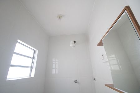 Banheiro de casa para alugar com 1 quarto, 45m² em Grajaú, São Paulo