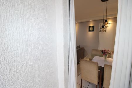 Apartamento à venda com 53m², 2 quartos e 1 vagaVaranda