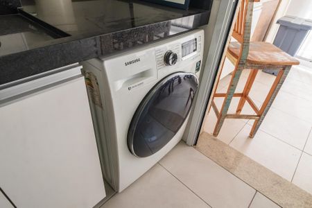 Apartamento à venda com 96m², 2 quartos e 3 vagasÁrea de Serviço