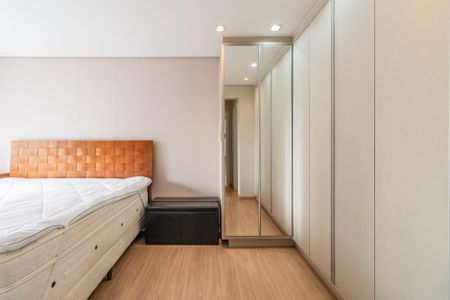 Apartamento à venda com 96m², 2 quartos e 3 vagasSuíte 2