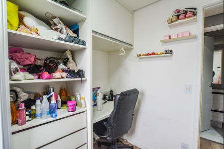 Quarto 1 de apartamento para alugar com 2 quartos, 49m² em Santa Terezinha, Santo André