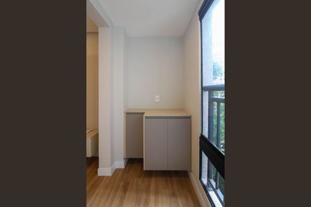 Varanda da Sala de apartamento para alugar com 2 quartos, 40m² em Cidade Jardim, São Paulo