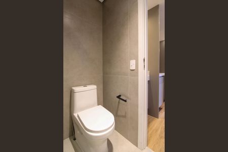 Apartamento para alugar com 40m², 2 quartos e 1 vaga Apartamento para alugar com 40m², 2 quartos e 1 vagaBanheiro