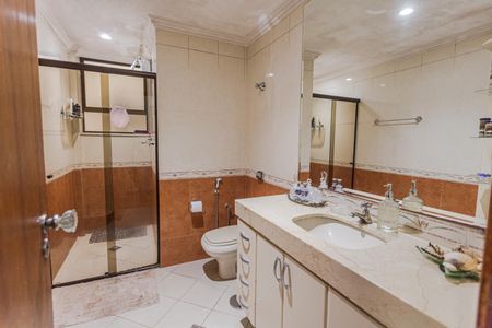 Apartamento para alugar com 115m², 3 quartos e 1 vaga Apartamento para alugar com 115m², 3 quartos e 1 vagaBanheiro Social
