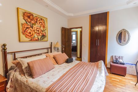 Apartamento para alugar com 115m², 3 quartos e 1 vaga Apartamento para alugar com 115m², 3 quartos e 1 vagaSuíte
