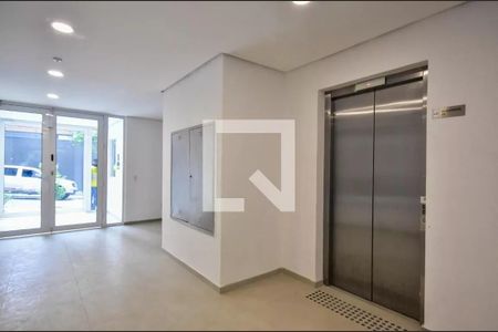 Apartamento para alugar com 40m², 2 quartos e 1 vagaHall social