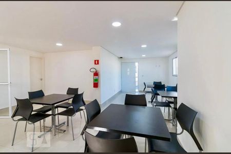 Apartamento à venda com 138m², 3 quartos e 3 vagas Apartamento à venda com 138m², 3 quartos e 3 vagasÁrea comum - Salão de festas