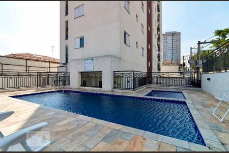 Apartamento à venda com 138m², 3 quartos e 3 vagas Apartamento à venda com 138m², 3 quartos e 3 vagasÁrea comum - Piscina