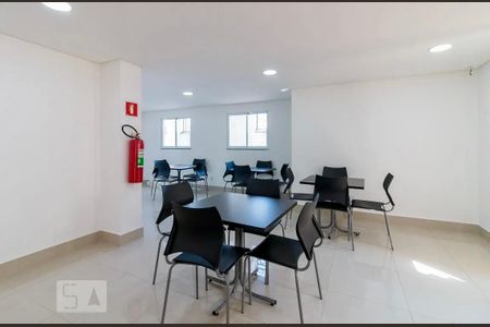 Apartamento à venda com 138m², 3 quartos e 3 vagas Apartamento à venda com 138m², 3 quartos e 3 vagasÁrea comum - Salão de festas