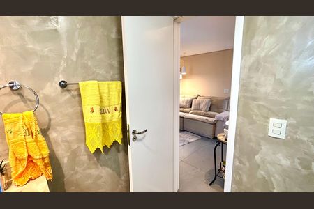 Apartamento à venda com 138m², 3 quartos e 3 vagas Apartamento à venda com 138m², 3 quartos e 3 vagasBanheiro 1