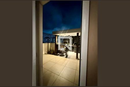 Apartamento à venda com 138m², 3 quartos e 3 vagas Apartamento à venda com 138m², 3 quartos e 3 vagasÁrea comum - Churrasqueira