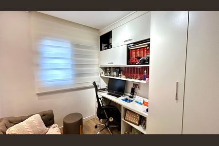 Apartamento à venda com 138m², 3 quartos e 3 vagas Apartamento à venda com 138m², 3 quartos e 3 vagasQuarto 1