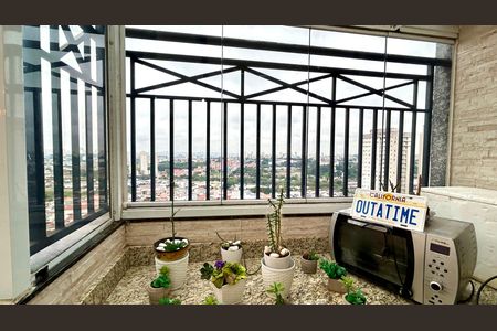 Apartamento à venda com 138m², 3 quartos e 3 vagas Apartamento à venda com 138m², 3 quartos e 3 vagasChurrasqueira
