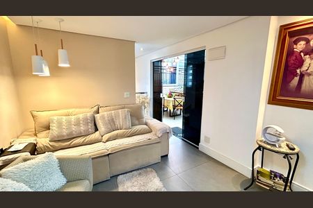 Apartamento à venda com 138m², 3 quartos e 3 vagas Apartamento à venda com 138m², 3 quartos e 3 vagasSala