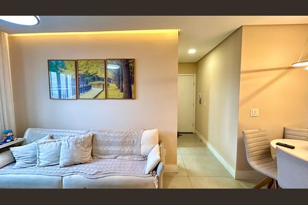 Apartamento à venda com 138m², 3 quartos e 3 vagas Apartamento à venda com 138m², 3 quartos e 3 vagasSala