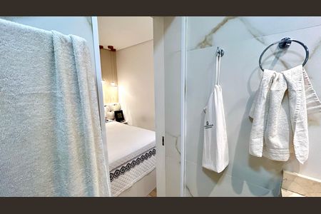 Apartamento à venda com 138m², 3 quartos e 3 vagas Apartamento à venda com 138m², 3 quartos e 3 vagasBanheiro da Suíte