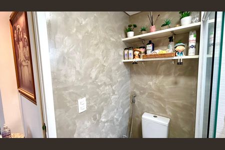Apartamento à venda com 138m², 3 quartos e 3 vagas Apartamento à venda com 138m², 3 quartos e 3 vagasBanheiro 1