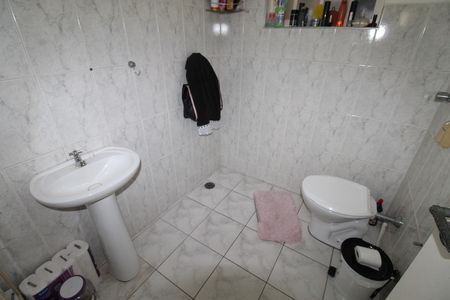 Casa para alugar com 110m², 2 quartos e 1 vagaBanheiro