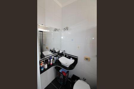 Casa para alugar com 110m², 2 quartos e 1 vagaBanheiro da Suíte 1