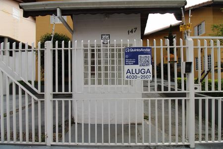 Casa para alugar com 110m², 2 quartos e 1 vagaPlaquinha