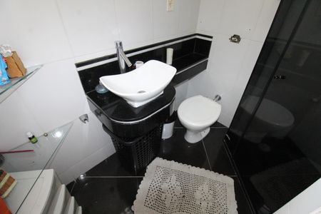 Casa para alugar com 110m², 2 quartos e 1 vagaBanheiro da Suíte 2