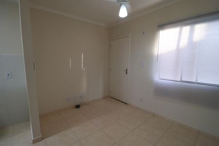 Sala de apartamento para alugar com 2 quartos, 47m² em Subsetor Oeste - 12 (o-12), Ribeirão Preto