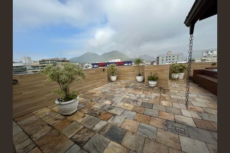 Apartamento à venda com 126m², 2 quartos e 2 vagasCobertura