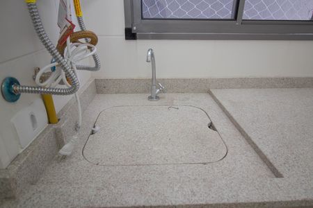 Apartamento para alugar com 41m², 2 quartos e sem vaga Apartamento para alugar com 41m², 2 quartos e sem vagaÁrea de Serviço