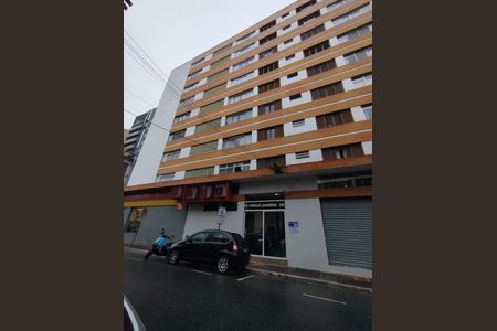 Apartamento para alugar com 116m², 3 quartos e 2 vagas Apartamento para alugar com 116m², 3 quartos e 2 vagasFachada