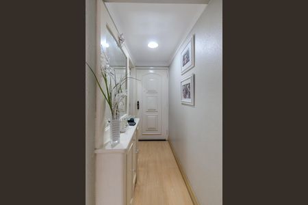 Apartamento à venda com 63m², 2 quartos e sem vaga Apartamento à venda com 63m², 2 quartos e sem vagaHall de entrada