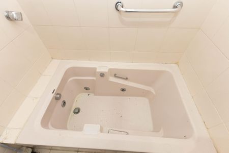 Casa à venda com 145m², 2 quartos e 3 vagas Casa à venda com 145m², 2 quartos e 3 vagasBanheiro da Suíte