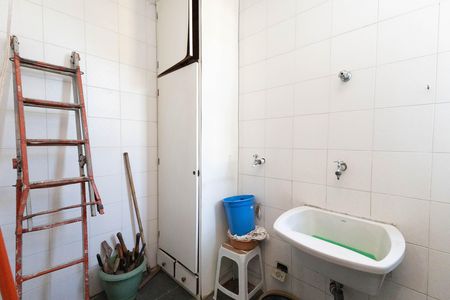 Casa à venda com 145m², 2 quartos e 3 vagas Casa à venda com 145m², 2 quartos e 3 vagasÁrea de Serviço